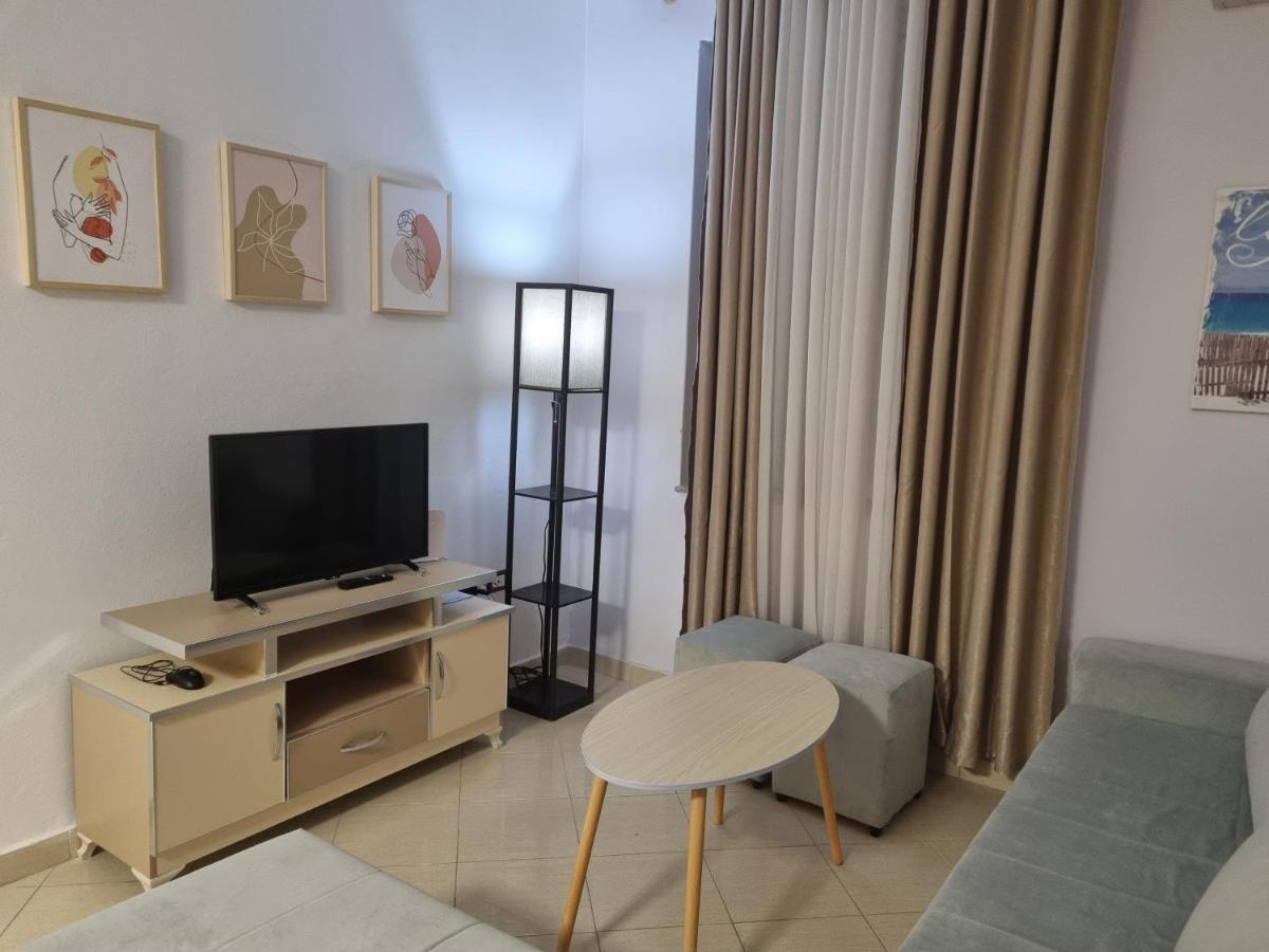 Glamorous Apartment In Tirana Eksteriør billede